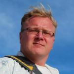 Sasa Lehtinen on torniolainen seurakuntapastori ja pelaaja.